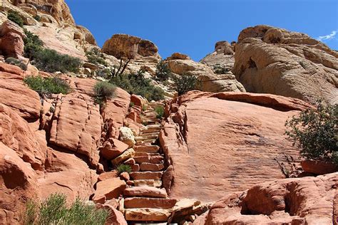 Learn about the unique rock formations in Red Rock Canyon on the Red Rock Magic Trolley Tour.